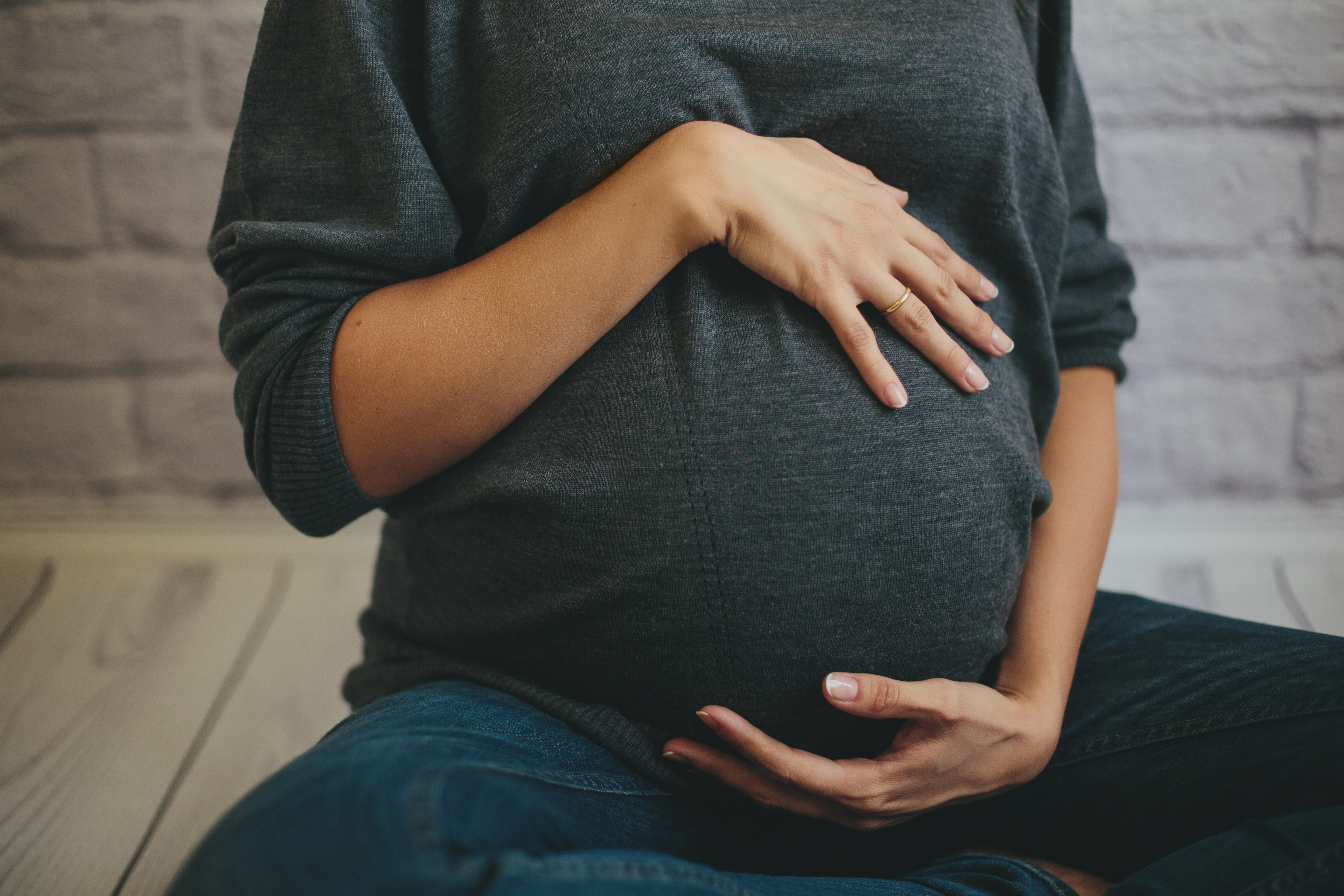 Le gain de poids recommandé est-il plus élevé lors d'une grossesse gémellaire?