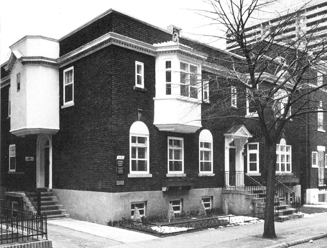  The Dispensary moved to 2182 Lincoln Avenue in Montreal, where it still remains.